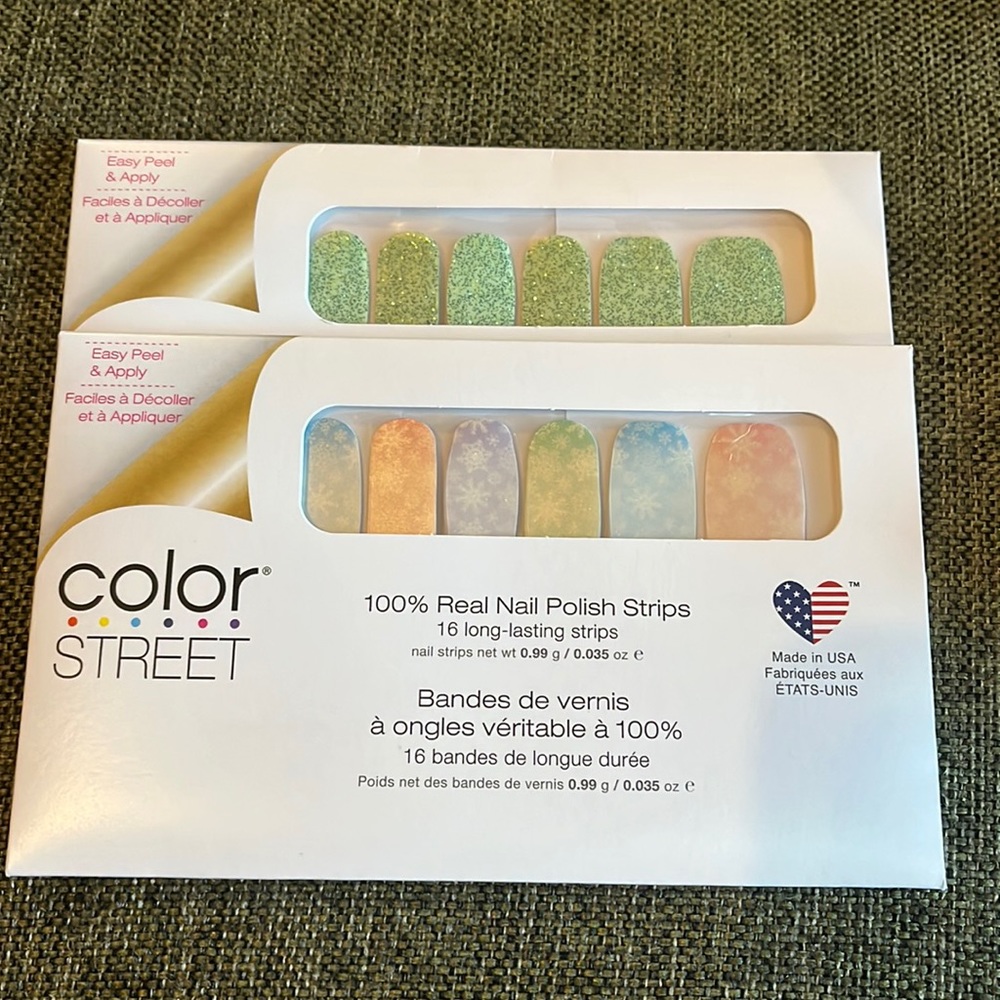 New in package- set of two Color Street Nails